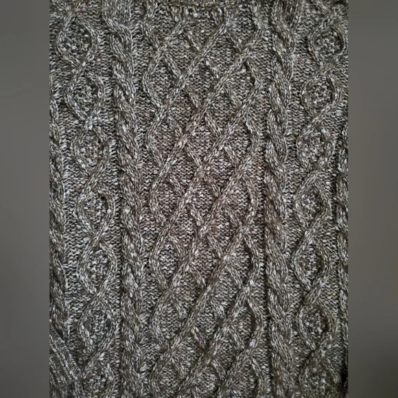 Sezane Olive Cable Knit Sweater - Picture 4 of 10